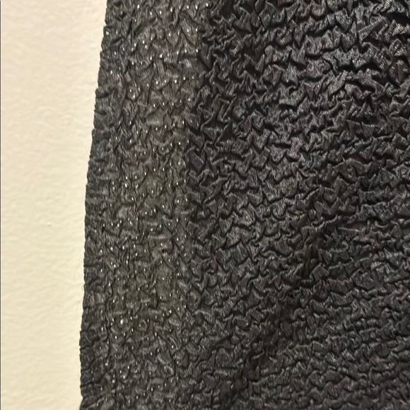 Pleats Collection Black Popcorn Knit Maxi Skirt Ruffle Hem Small - Picture 8 of 9